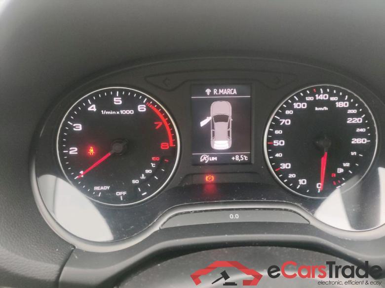 AUDI Q2 / 2016 / 5P / todoterreno Design 30 TFSI 85kW (116CV) #4