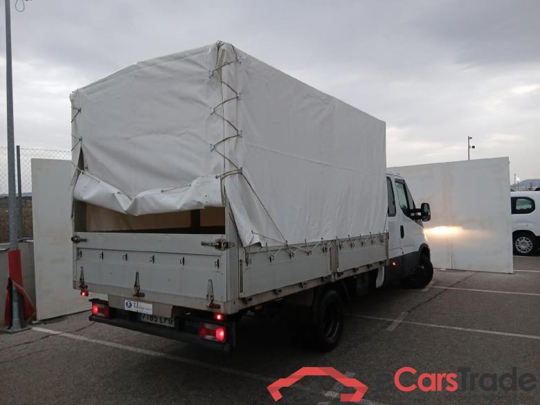 IVECO Daily / 2014 / 4P / chasis doble cabina 35C 14 D 3750 #2