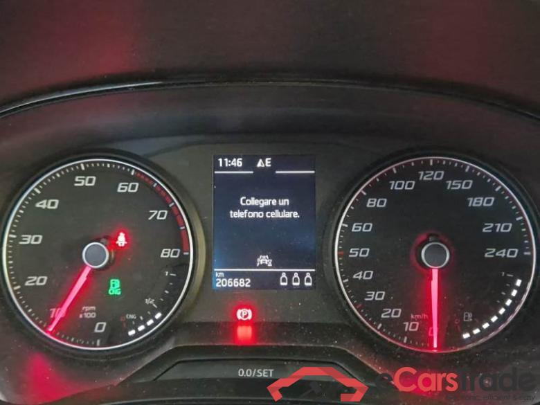 SEAT ARONA / 2017 / 5P / CROSSOVER 1.0 TGI 66KW FR #4