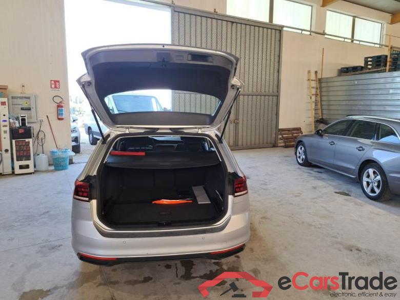 VOLKSWAGEN PASSAT / 2019 / 5P / STATION WAGON VAR.2.0 TDI SCR EVO 110KW BUSINESS BMT #5