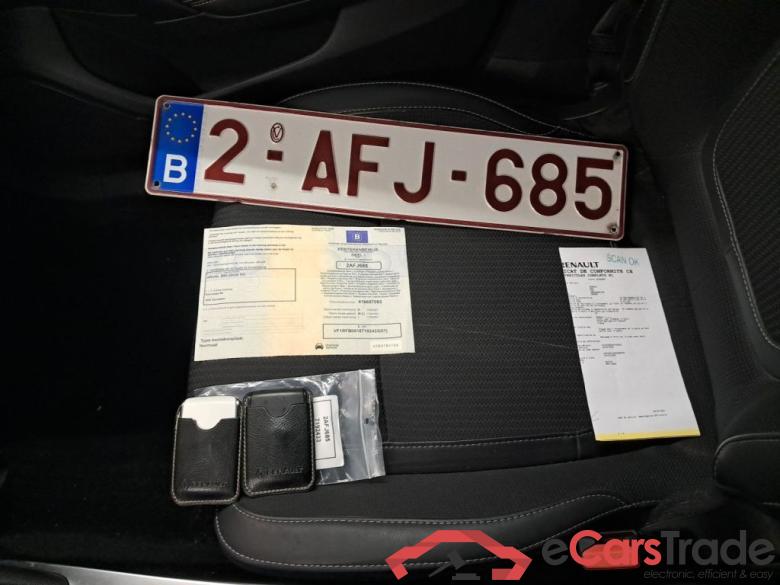 Renault Mégane Grandtour Blue dCi 115 EDC Intens 5d #4