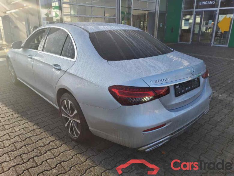 Mercedes-Benz E Limousine (BM 213)(08.2016->) DE - Lim4 E 300 de EU6d, de Avantgarde 4Matic (EURO 6d), (Facelift) 2020 - 2023 #4