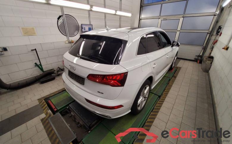 Audi Q5 (FYB)(10.2016->) DE - SUV5 50 2.0 TFSI e Hybrid EU6d-T, 50 e quattro design  (EURO 6d-TEMP), 2019 #3