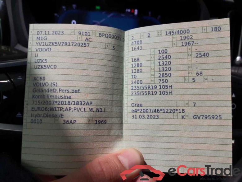 Volvo XC60 (03.2017->) DE - SUV5 B4 (Diesel) AWD EU6d, Plus Dark Mild-Hybrid (EURO 6d), (Facelift) 2022 #2