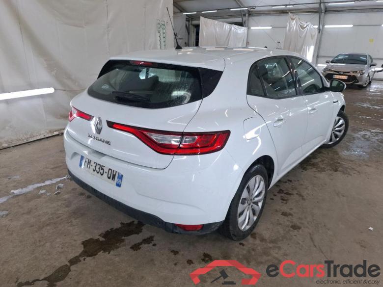 Megane IV Berline 5pt. Société Air Nav 1.5 dCi 90CV BVM6 E6 #3