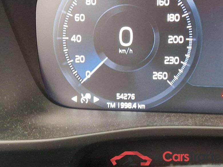 VOLVO XC40 1.5 T2 Momentum AUT #4