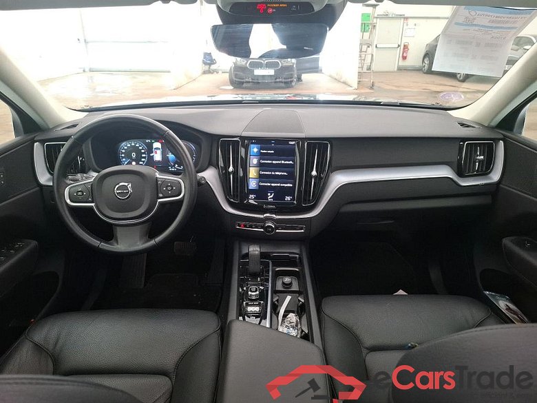 VOLVO XC60 / 2017 / 5P / SUV Recharge T6 340 Geartro Business Exe #5