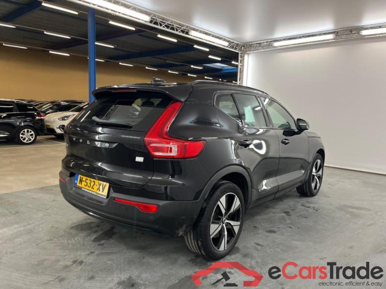 VOLVO XC40 Recharge P8 AWD R-Design #4