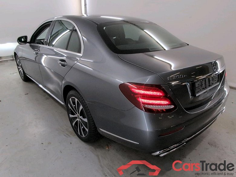 MERCEDES-BENZ E-Klasse 2.0 E 300 E AUTO #3