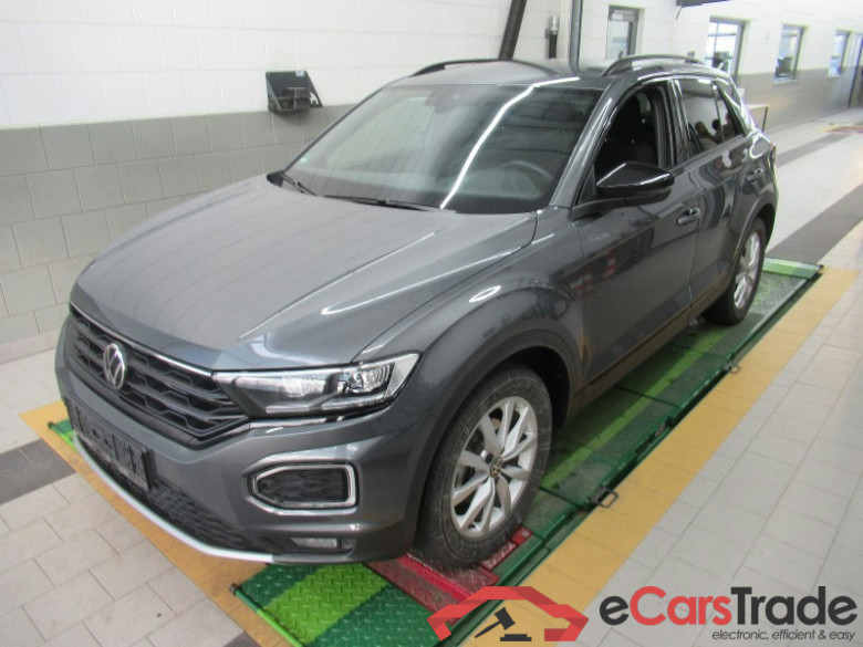 Volkswagen T-Roc (A11)(09.2017->2021) DE - SUV5 1.5 TSI EU6d, Sport OPF (EURO 6d), 2020 - 2022