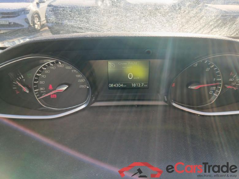 PEUGEOT 308 / 2017 / 5P / berlina con portón 5p Style BlueHDi 130 S&S #4