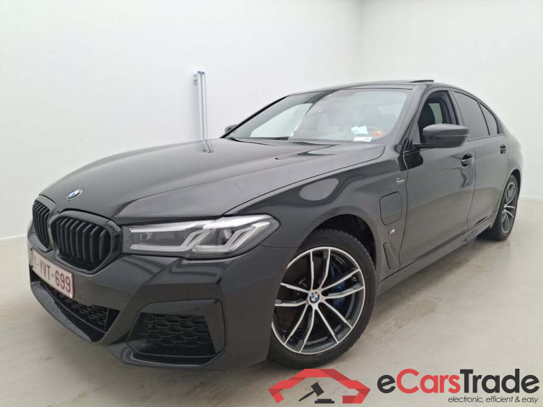 BMW 5-SERIE 530E M-SPORT AUT