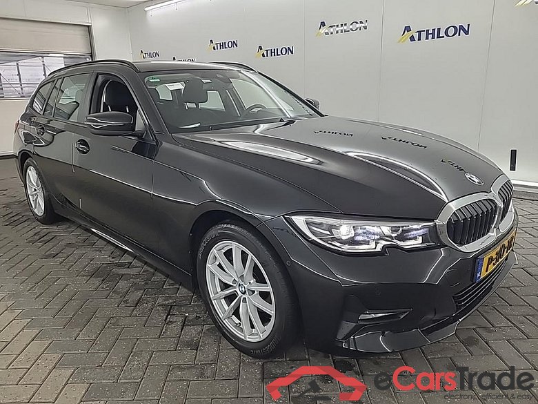 BMW 3-serie Touring 318iA Business Edition 5D 115kW #2