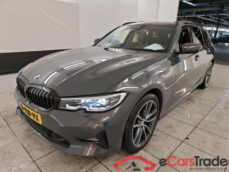 BMW 3 Serie Touring 318iA Business Edition 5d