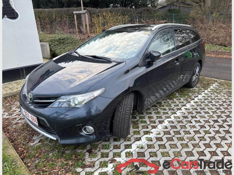 TOYOTA Auris SW Auris SW 1.4 D-4D Comfort Alu