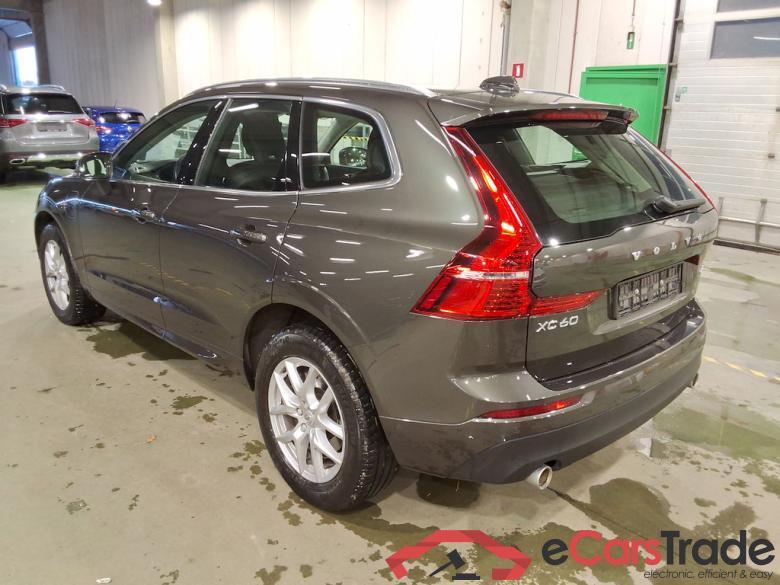 VOLVO XC60 - 2017 2.0 T8 TE AWD PHEV Momentum Pro Gear. STOCK #2
