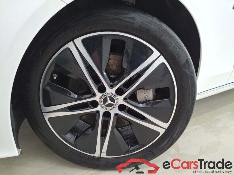 MERCEDES-BENZ C-KLASSE ESTATE 300E BSN. SOL. AUT #4