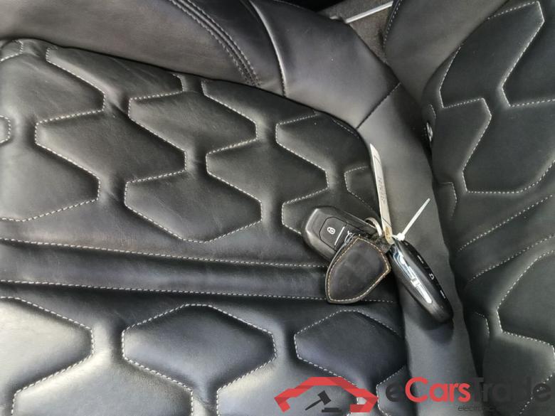 PEUGEOT 3008 - 2021 1.2 PureTech 130 GT Pack 5d #4