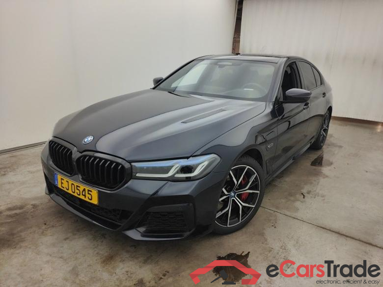 BMW 5 - 2020 545eXAS 286 PHEV 4d ///M-Sportkit (total options: 22,264 Ex.Vat)