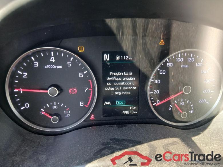 KIA Stonic / 2017 / 5P / todoterreno 1.0 T-GDi 88kW (120CV) MHEV iMT Drive #4