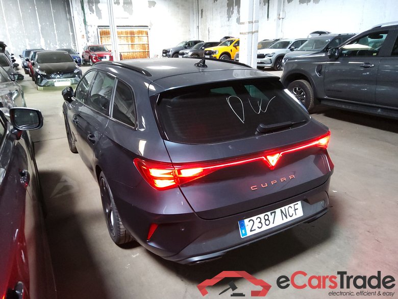 CUPRA Leon 1.5 TSI S&S 150cv Manual SportsTourer #2