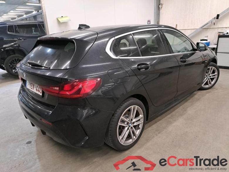 BMW - BMW 1 HATCH 116dA 116PK M Sport Pack Business & LED & Live CockPit Pro & PDC Front & Rear #2