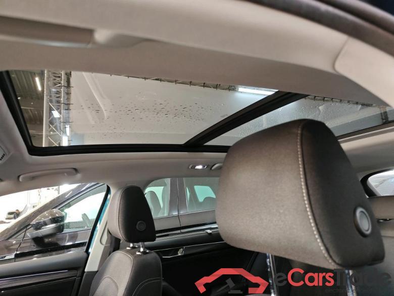 SKODA Superb Combi 115 kW #6