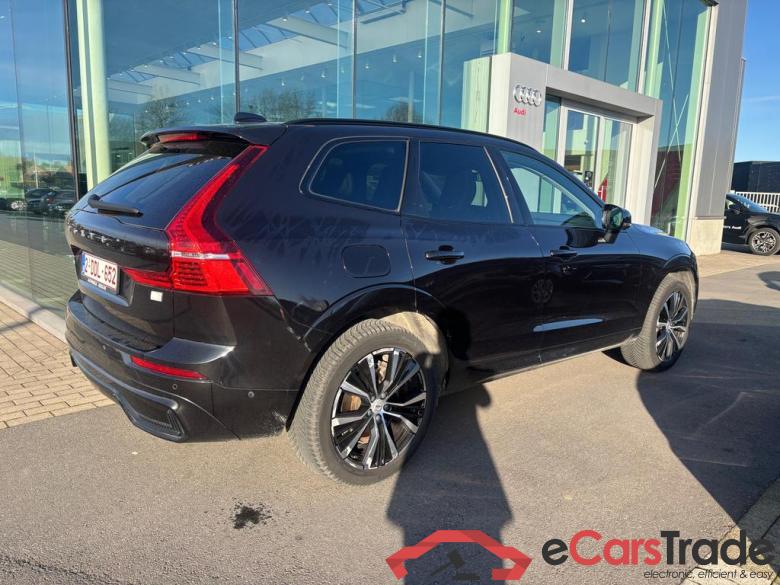 VOLVO XC60 2.0 T6 PHEV AWD Ultimate Dark (257kW) #2