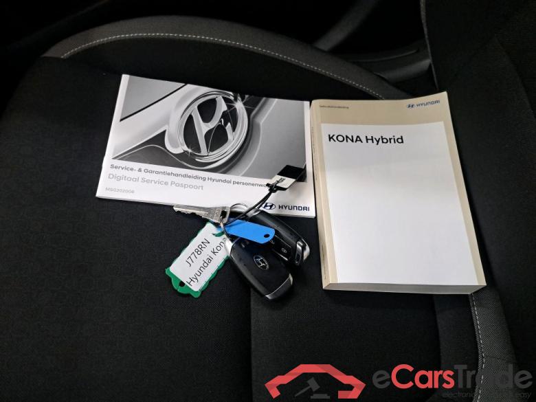 Hyundai KONA 1.6 GDI HEV Fashion 5d #4