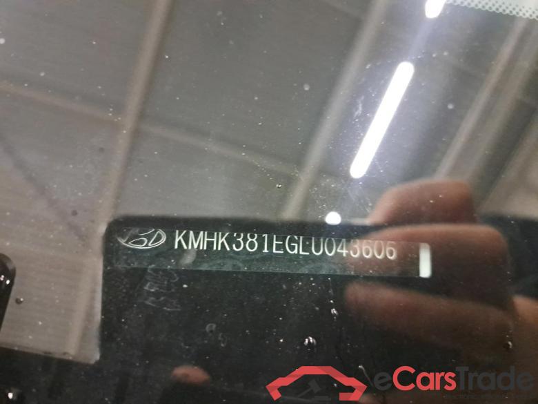 Hyundai KONA 1.6 GDI HEV Fashion 5d #6