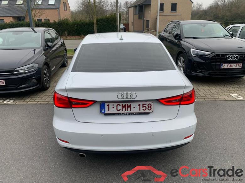 AUDI A3 Sedan Audi A3 Berline Ambition 1.6 TDI  81(110) kW(ch) 6 vitesses #2