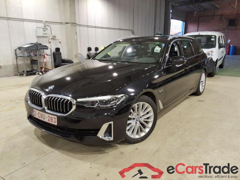 BMW 5-serie 2.0 530E TOURING AUTO