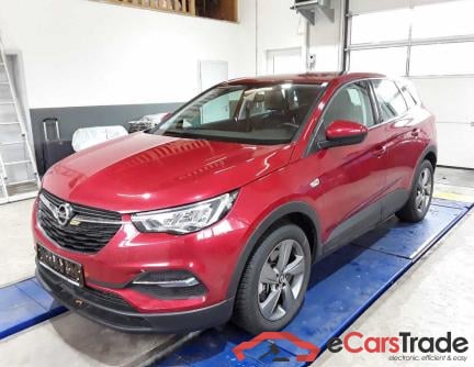 Grandland Edition Plug-in-Hybrid 1.6 Turbo 165KW AT8 E6d