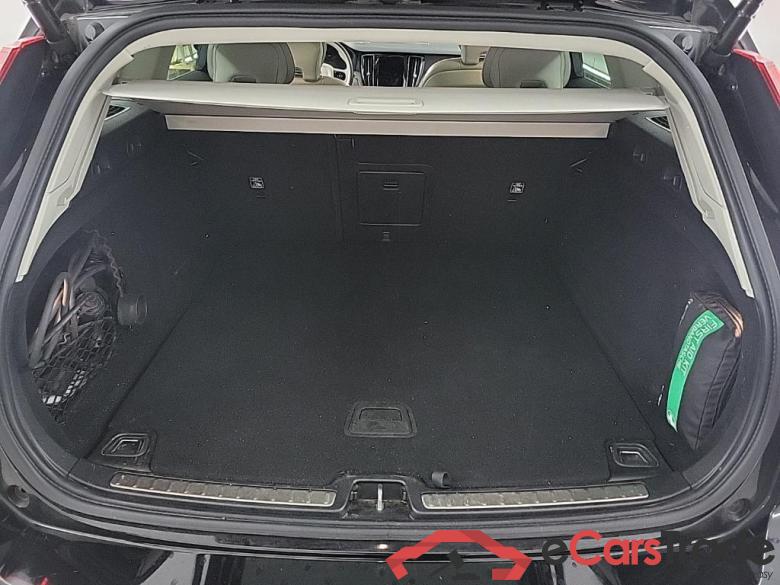 VOLVO V60 Recharge T6 AWD Automaat Inscription 5D 251kW #5