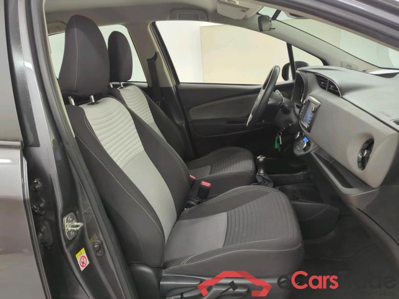 Toyota Yaris 1.0 VVT-i Aspiration 5d #3