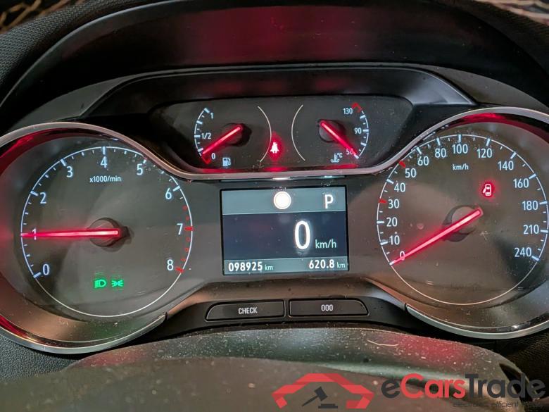 OPEL Crossland X 1.2 T. Innovation #6