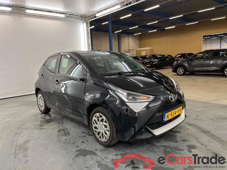 TOYOTA Aygo 1.0 VVT-i x-play #2