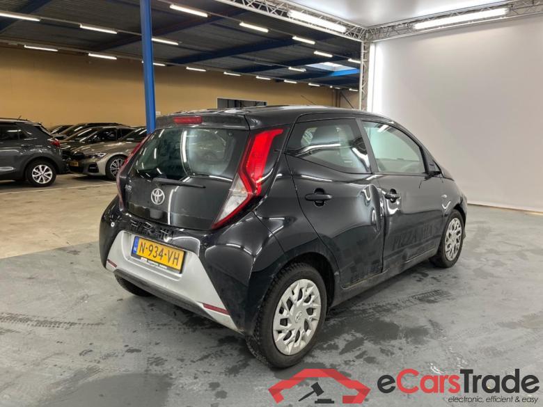 TOYOTA Aygo 1.0 VVT-i x-play #4