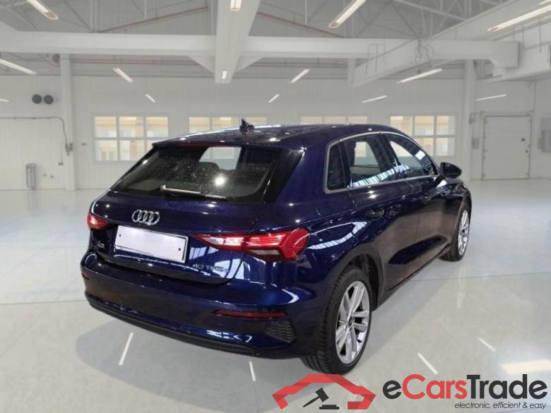 AUDI A3 / 2020 / 5P / BERLINA 40 TFSI E S TRONIC S. BACK #2
