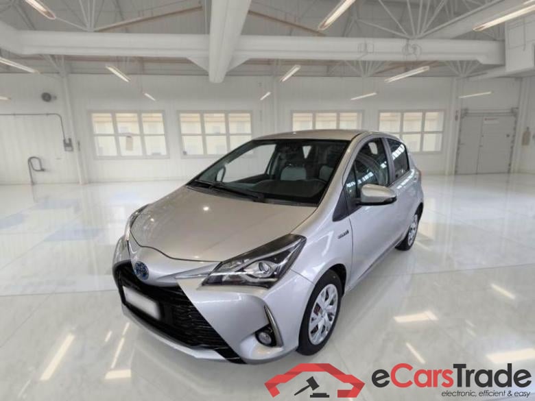TOYOTA YARIS / 2017 / 5P / BERLINA 1.5 HYBRID BUSINESS