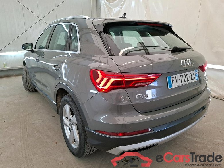AUDI Q3 / 2018 / 5P / SUV 1.5 35 TFSI 150 S TRONIC DESIGN LUXE #2