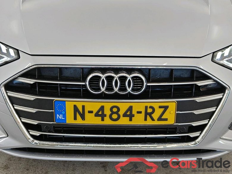 Audi A4 Limousine 35 TFSI S tronic Business Edition 4d #5
