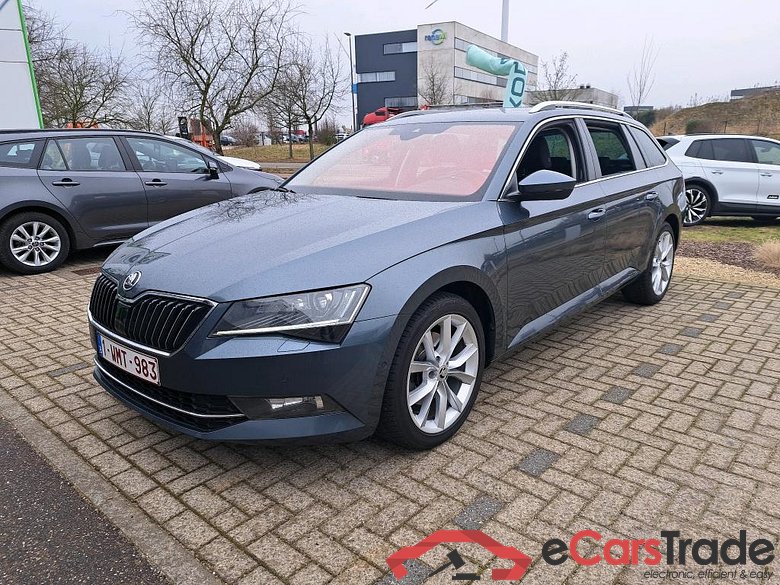 SKODA - SKO SUPERB COMBI CRTDI 150PK Style Corporate Plus Edition & LED Plus & Removable Trailer hook