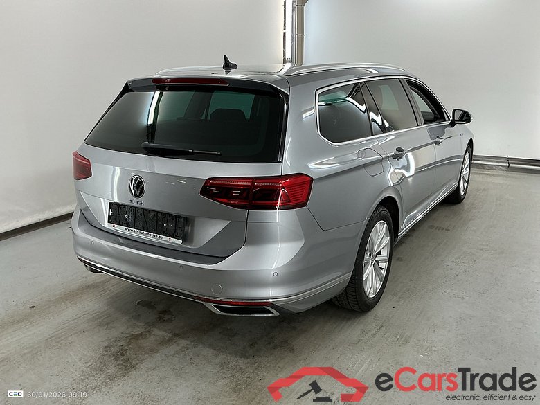 VOLKSWAGEN PASSAT VARIANT 1.4 TSI MSQ VARIANT GTE BUSINESS #4