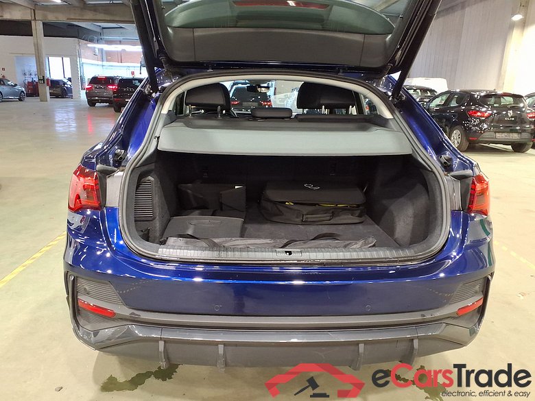 AUDI Q3 Sportback 1.4 45 TFSI E S TRONIC #3
