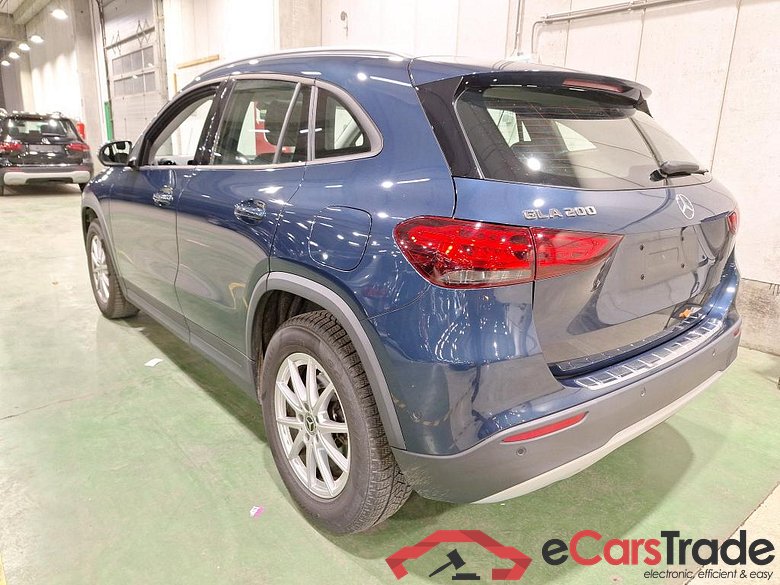 MERCEDES-BENZ GLA - Klasse 1.3 GLA 200 DCT BUSINESS SOLUTION #3