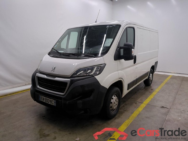 PEUGEOT Boxer VU 4p Fourgon 2.0 BLUEHDI 110 PREMIUM 333 L1H1