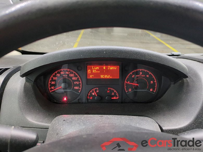 PEUGEOT Boxer VU 4p Fourgon 2.0 BLUEHDI 110 PREMIUM 333 L1H1 #6