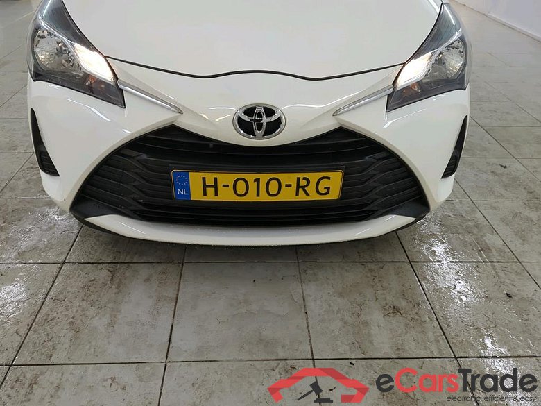 Toyota Yaris 1.0 VVT-i Connect 5d #5