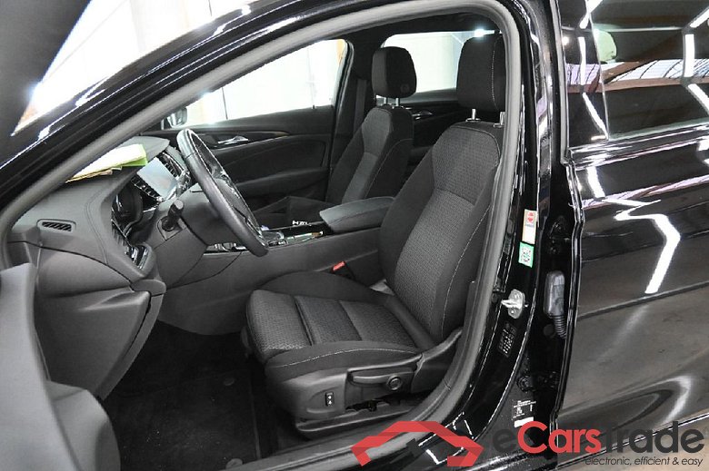 OPEL Insignia Sports Tourer 2.0 Diesel Aut. Business 5d 128kW #4